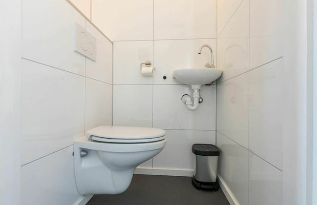 Holiday Home in Vrouwenpolder Near Beach - Photo 26