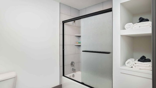 Park House on Main - Foto 5, Baño