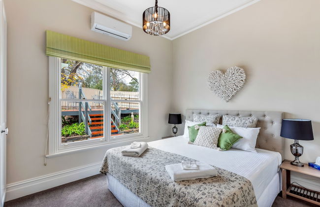 Grandview Accommodation - The Flaxley Apartments - Photo 2