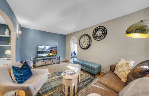 Luxury Apartment in Historic Carriage House - Foto 7