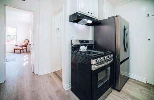 Fully Furnished 1-Bedroom - Foto 6