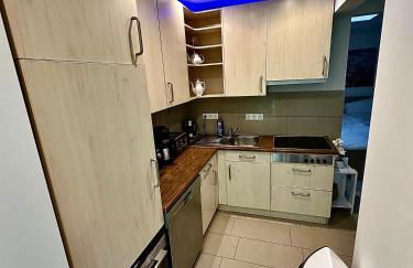 WOLFÜHLOASE am Hamburg Airport - Photo 24