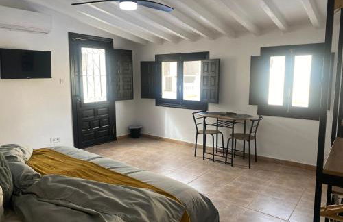 The Courtyard Studio Apartments - Foto 38