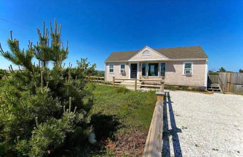 North Truro Pet-friendly home near Secluded Beach - Foto 1