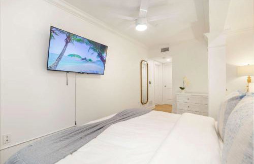 Designer condo w oceanfront & walk to Worth Ave - Photo 20