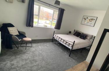 Spacious & modern 3 bed house - Foto 5