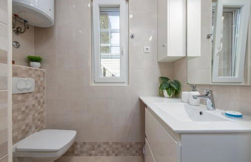 Villa Roko - Luxury Villa 60m from beach! - Photo 14