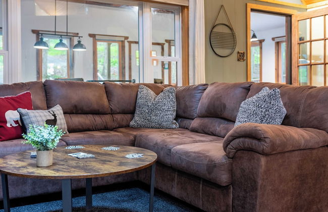 Arrowhead Lake Retreat by Avantstay Shared Pool, Game Room, Firepit - Foto 8