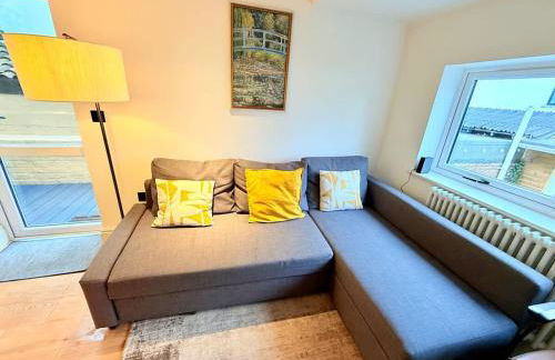 Super Modern Ground floor Flat near City centre - Foto 8