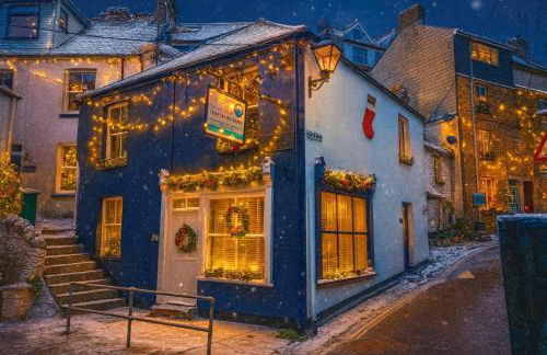 FROM BBC1s BEYOND PARADISE - - Prospect House - - 17th Century Character COTTAGE - - CONNECTING APARTMENTS - - Kids Bunk Room - - Free Public Parking - Foto 38