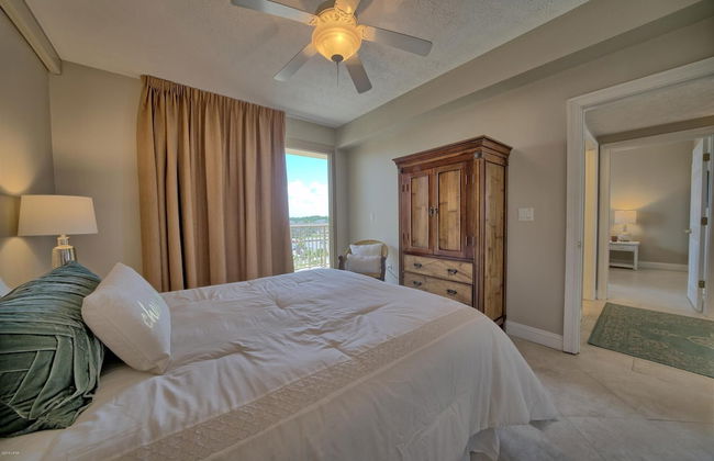 Cozy Condominium with Astonishing View from Spacious Balcony - Unit 0401 by RedAwning - Foto 9