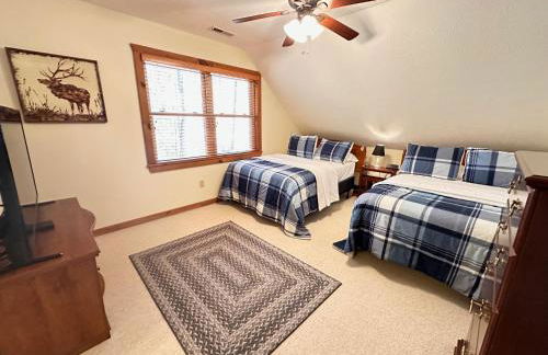 Cabin-Home in Maggie Valley NC-with Heating & AC, WiFi, Fireplace, Full Kitchen - Foto 9