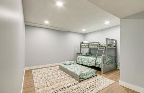 Steps From Oneida Lake Spacious Gem with Game Room! - Foto 34