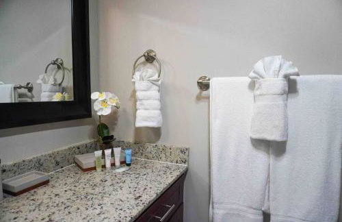 Comforts of Home in Updated Condo by the Beach - Foto 12