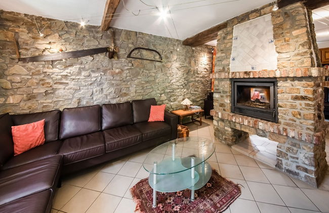 Forestside Escape for 15 Guests - Photo 18