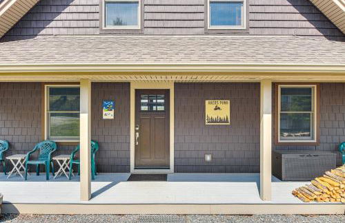 Lakefront New Hampshire Hideaway with Deck and Views - Foto 41