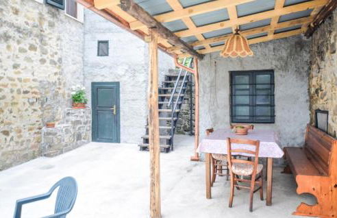 2 Bedroom Cozy Home In Bagni Di Lucca - Foto 9