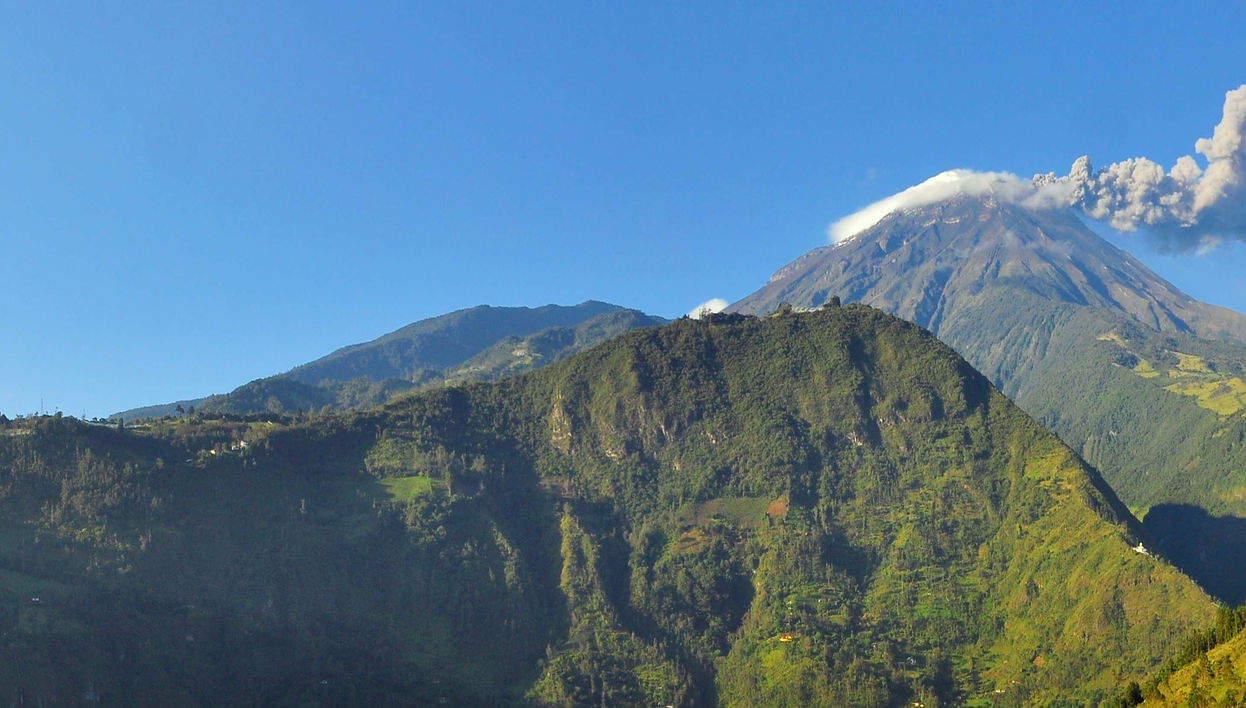 Tungurahua Volcano Day Trip