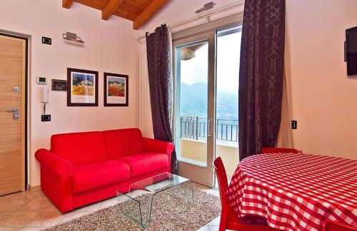 EnjoyIseoLake - Dante with spacious balcony and Lake view - Foto 8