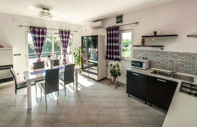 Mit - 100m to the sea - A4 Purple - Photo 3