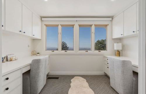 Exclusive Resort Escape - Heated Pool, Spa & Pickleball - Foto 50