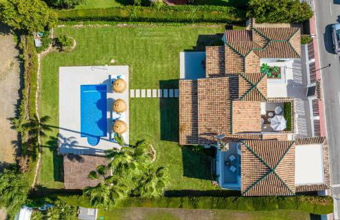 VACATION MARBELLA I Villa Sirio, Golf-Front Villa, Private Heated Pool, Privacy, 10 min from Puerto Banus - Foto 6