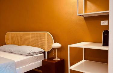 Charming 2BR Condo in Historic Piazza del Ghetto - Foto 3