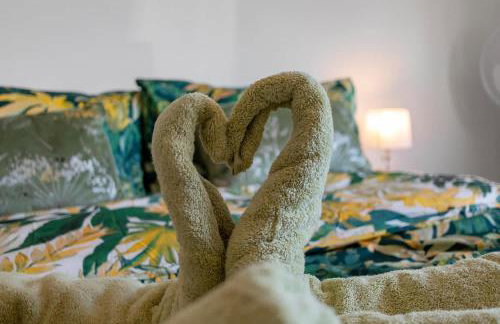 Springfield Deer View -No Commercial Sign written Vehicles,Private Hot Tub , 2 Dogs Max,Fishing Nearby & Communal Swimming Pool ,Pool open April to September - Foto 2