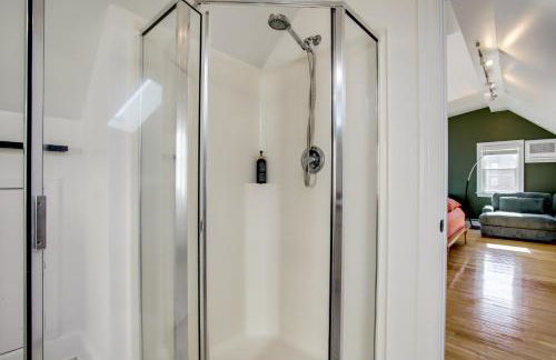 Steps to Marina and Park Waterfront Cambridge Home! - Foto 14