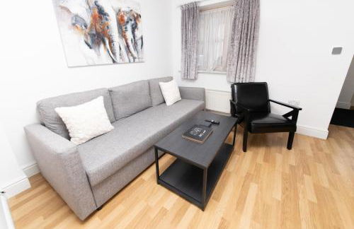 Newly Renovated Modern 3BR Home Near the River Thames - Foto 3