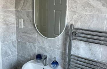 Beautiful 3 Bed Detached House in Grimsby - Foto 22