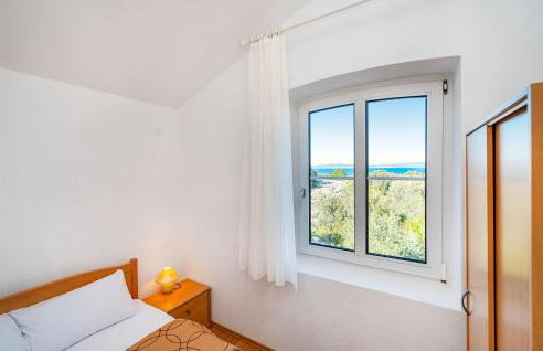 Cozy Apartment In Nevidane With Kitchen - Foto 5