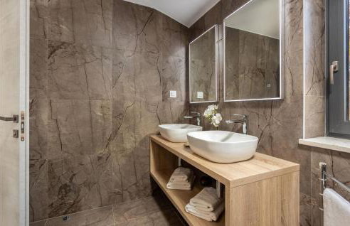 Awesome Home In Boljun With Wifi - Foto 33