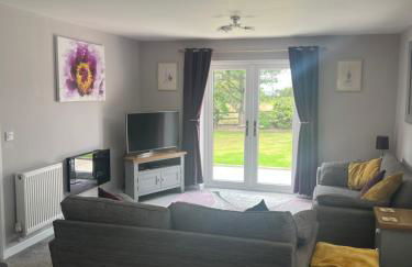 2 bedroom bungalow, 15 minutes to Alton Towers, dog friendly - Foto 20