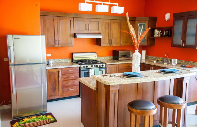 Skyview Manor Guest Apartments - Foto 1