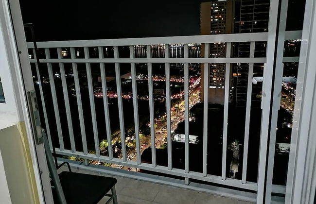 Cozy Urban Apartment in Pasay City - Photo 10