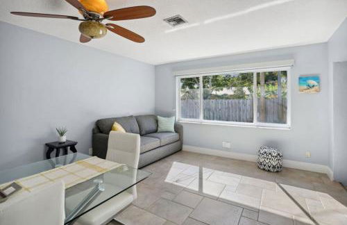 Beach Retreat Downtown Hot Tub - Foto 27