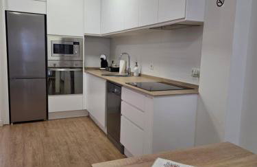 Floridos Playa Piso reformado de 2 habitaciones a 50m de la playa - Foto 7
