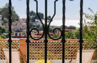 Hacienda Clavero One Garden Apartment - Photo 16