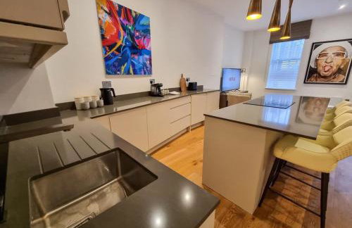 Altrincham Centre, 2 Bed, 2 Bath, Sleeps 6 - Foto 18