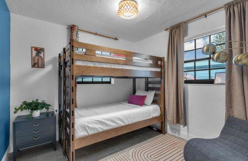 Prized by Florida |Private Pool and HotTub Oasis| - Foto 35