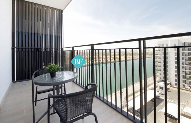 Lavish 1BR Apartment-Yas Island - Photo 16