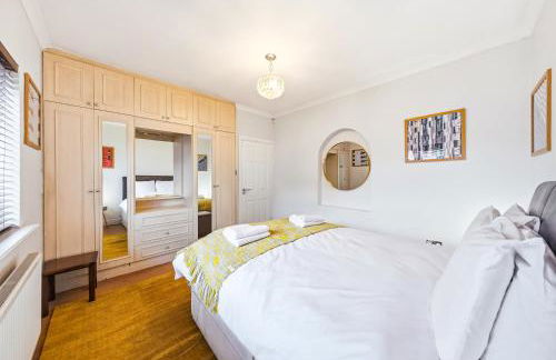 Nancy's 3 bedroom house near Heathrow Airport - Foto 46