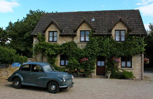 Fosse Farmhouse Holiday Cottages - Photo 1