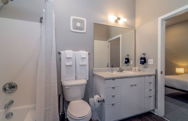 Des Moines Beautiful 2BD 2BA Downtown Apartment - Foto 10