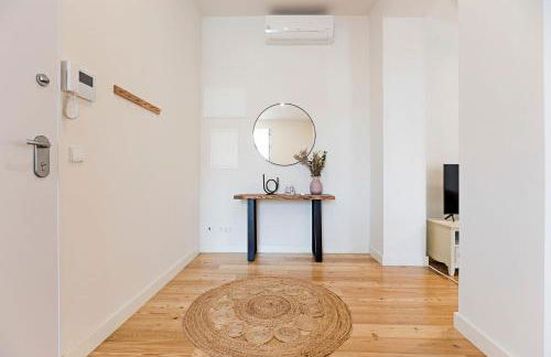 Superb Flat w Balcony and AC by LovelyStay - Foto 18