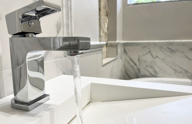 Beautiful 7 bedroom house hottub wifi - Foto 15