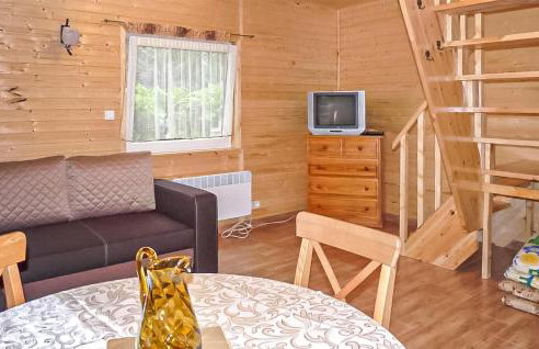 Beautiful Home In Jezierzany With Wifi - Foto 4