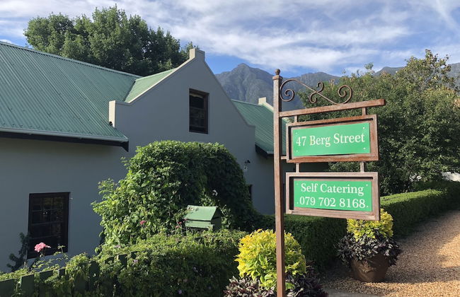 47 Berg Street - Photo 2