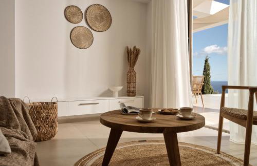 Thelxi's Suite I - Brand New Seaview Suite! - Foto 6